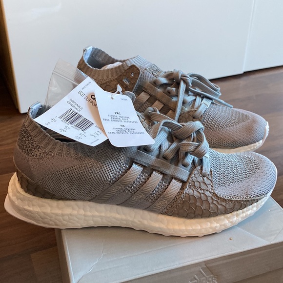 BNIB*Adidas Ultra Boost EQT Support Pusha T King Push Greyscale size 5 - Picture 2 of 6